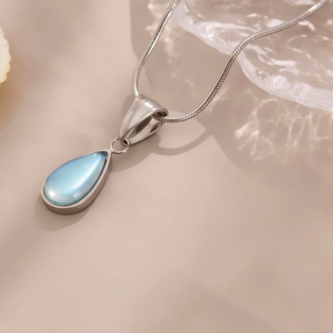 Blue Waterdrop Pendant Necklace