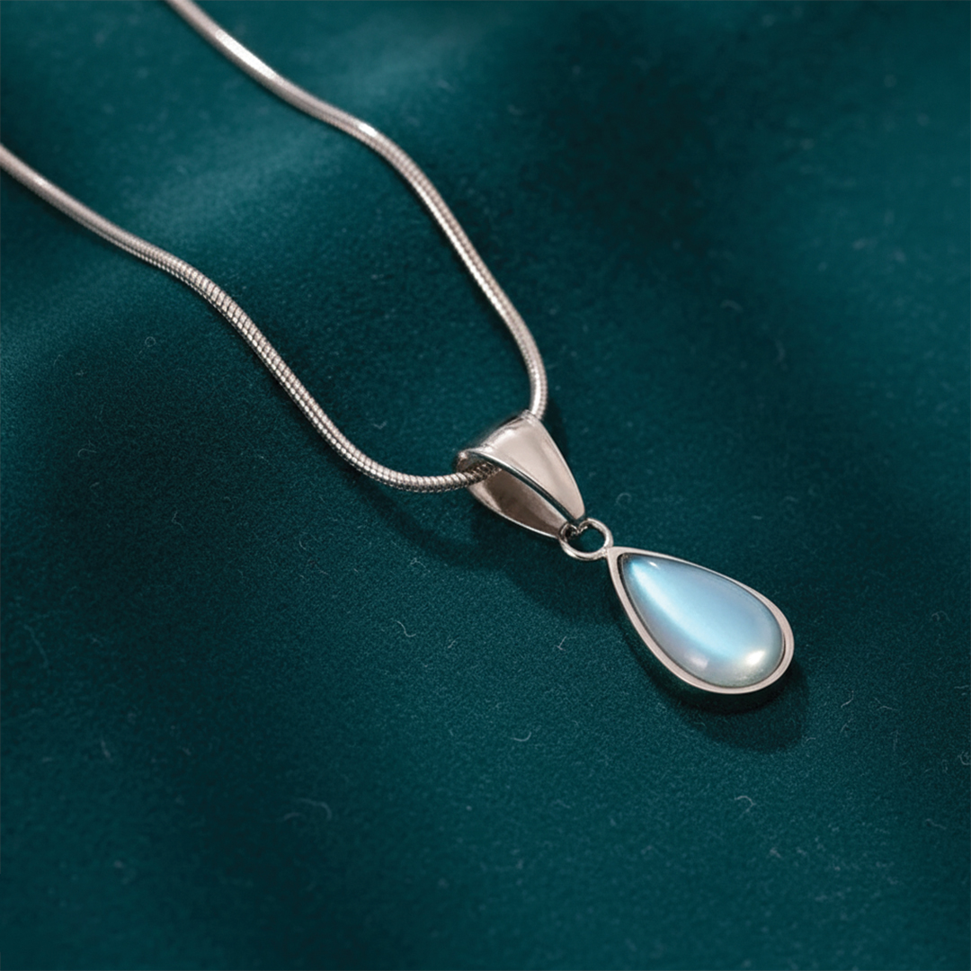 Blue Waterdrop Pendant Necklace