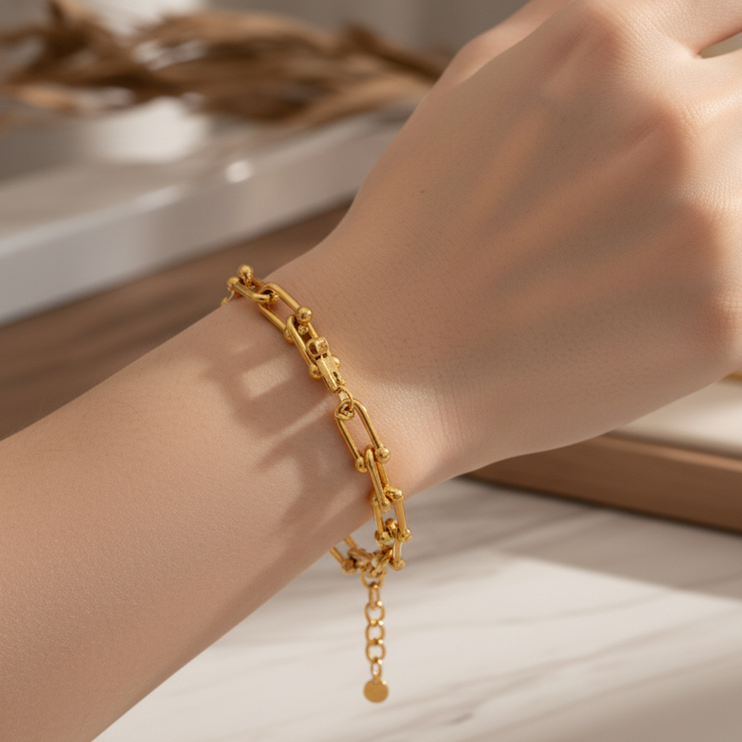 Bold Chain multi-loop Bracelet