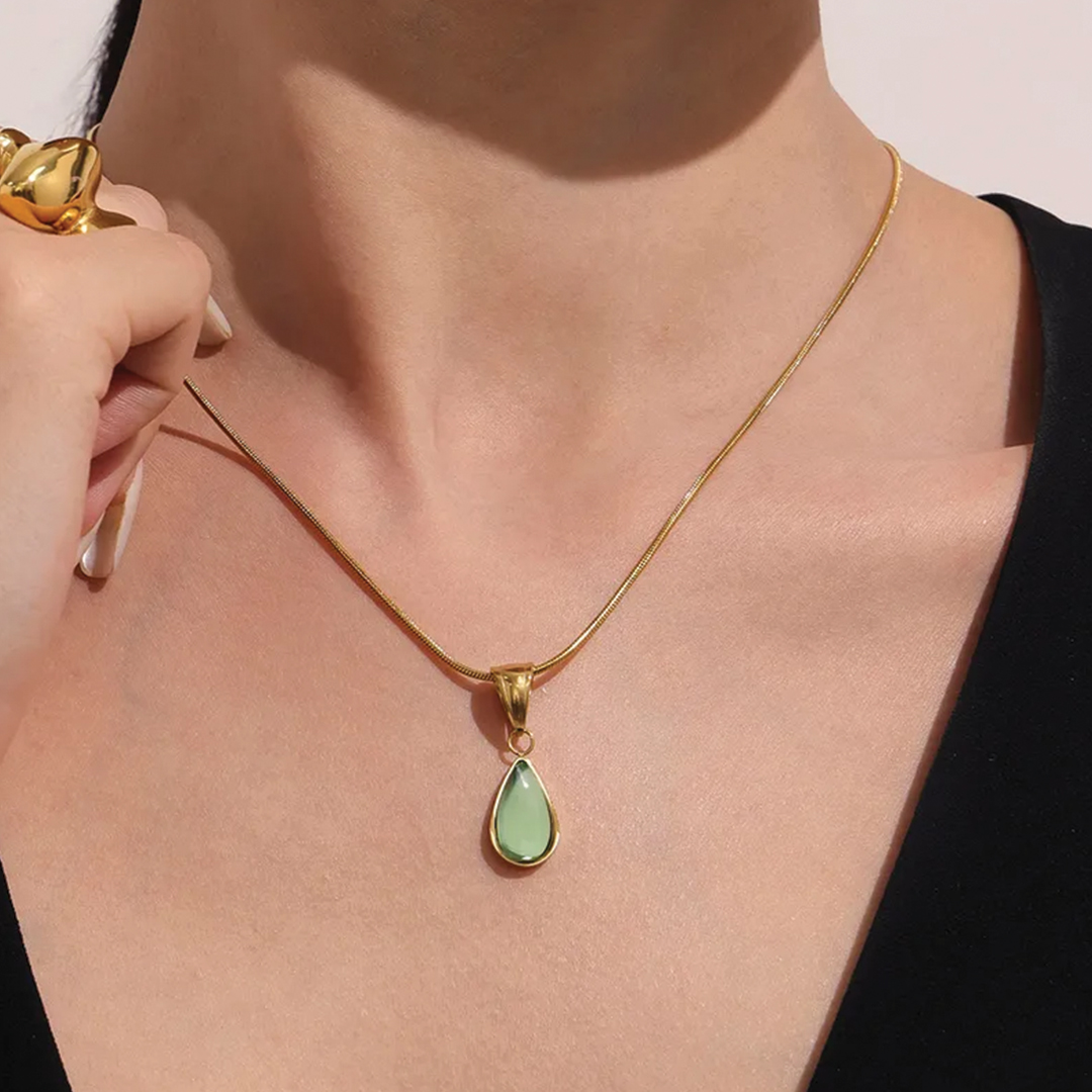 Olive Waterdrop Pendant Necklace