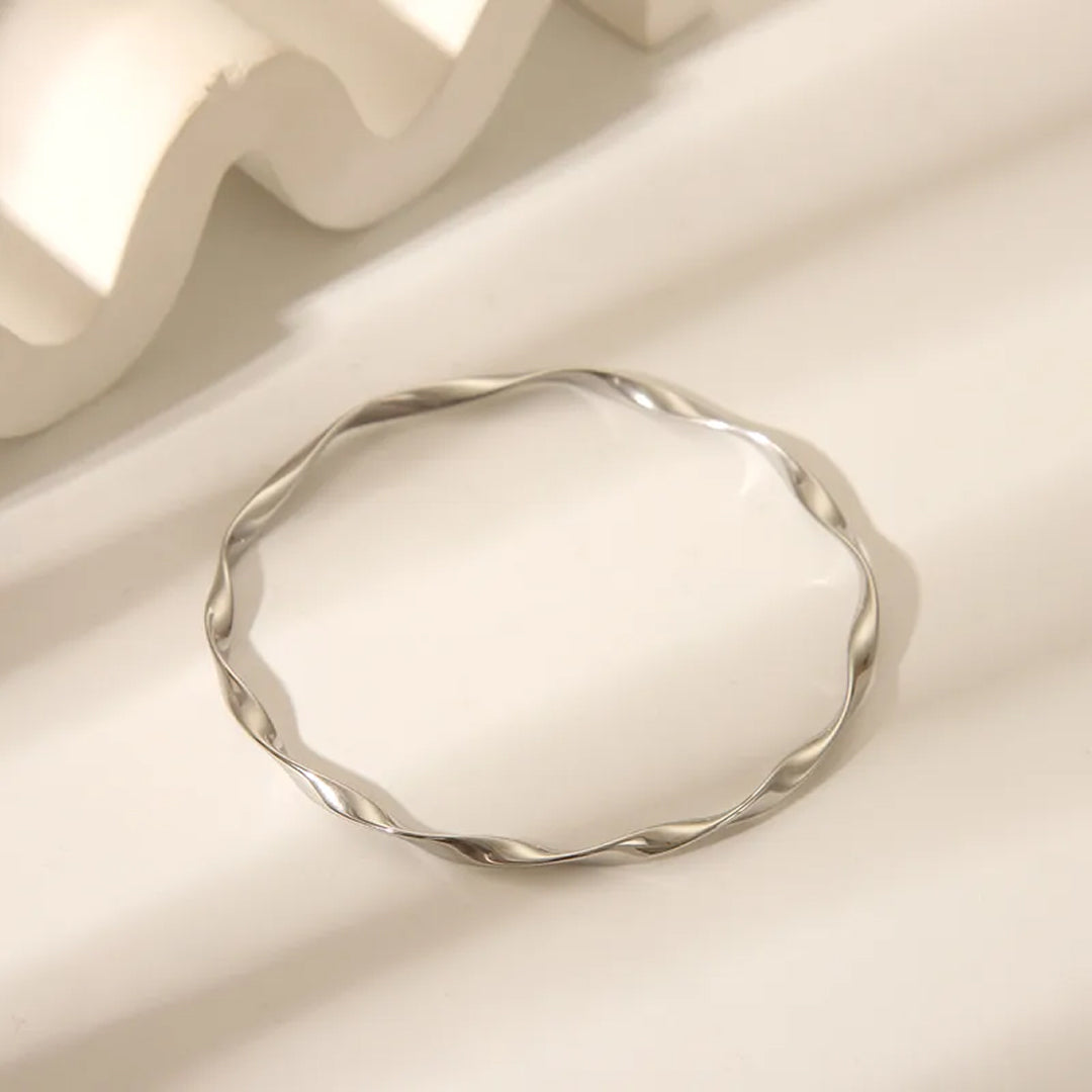 Minimalist Twisted Gold Plated Bangle